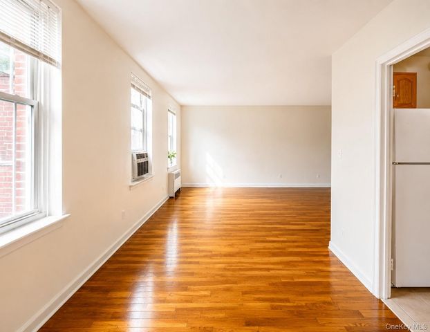 30-11 Parsons Boulevard 4O, Flushing, NY 11354