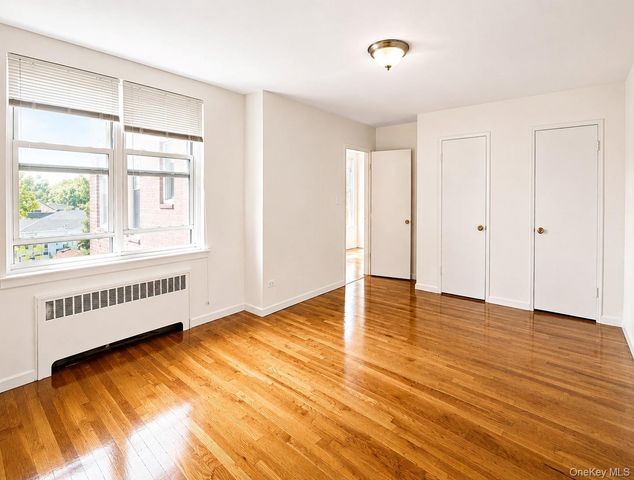 30-11 Parsons Boulevard 4O, Flushing, NY 11354