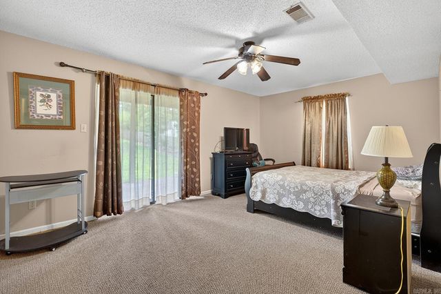 15 Red Maple Court, Little Rock, AR 72211