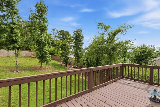 15 Red Maple Court, Little Rock, AR 72211