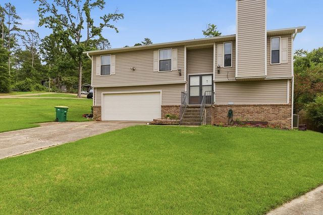 15 Red Maple Court, Little Rock, AR 72211