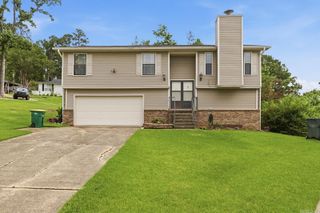 15 Red Maple Court, Little Rock, AR 72211