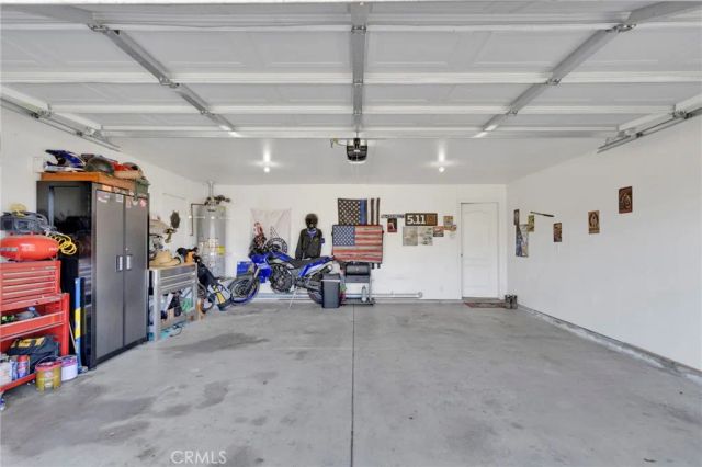 18507 Westlawn Street, Hesperia, CA 92345