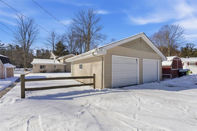 5184 Pleasant Drive, Beaverton, MI 48612