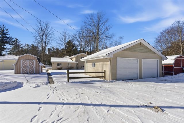 5184 Pleasant Drive, Beaverton, MI 48612