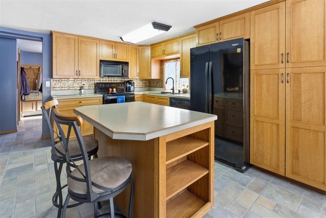 5184 Pleasant Drive, Beaverton, MI 48612