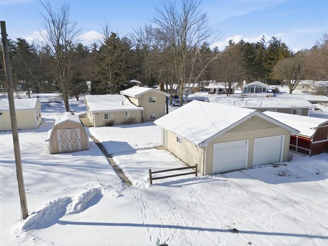 5184 Pleasant Drive, Beaverton, MI 48612
