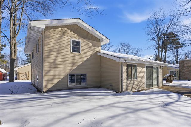5184 Pleasant Drive, Beaverton, MI 48612