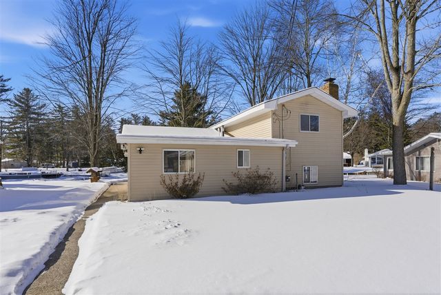 5184 Pleasant Drive, Beaverton, MI 48612