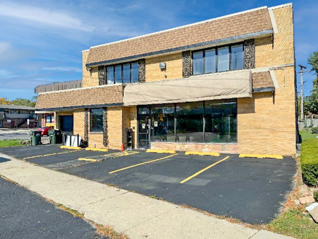 365 E Irving Park Road, Wood Dale, IL 60191 — exterior