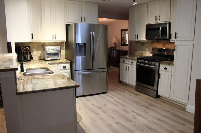 14312 Tanglewood Drive, Farmers Branch, TX 75234