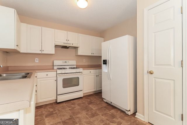 409 Robin Hill Lane, Temple, GA 30179