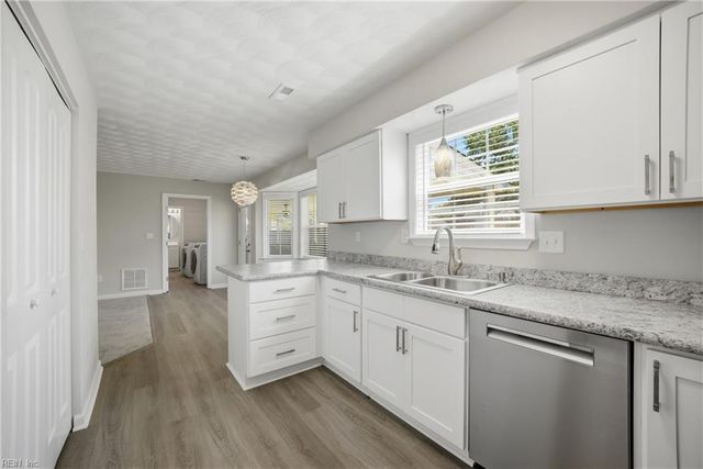 2109 Barten CT, Virginia Beach, VA 23464
