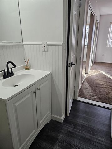 2536 Orchard Lane, Flint, MI 48504