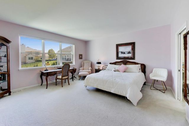 1126 Oak Point Court, Antioch, IL 60002