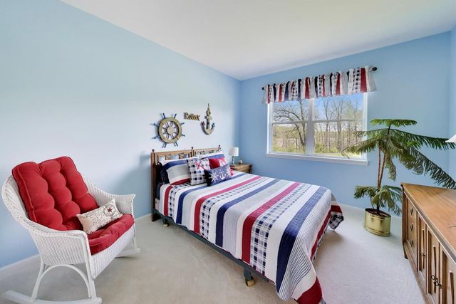 1126 Oak Point Court, Antioch, IL 60002