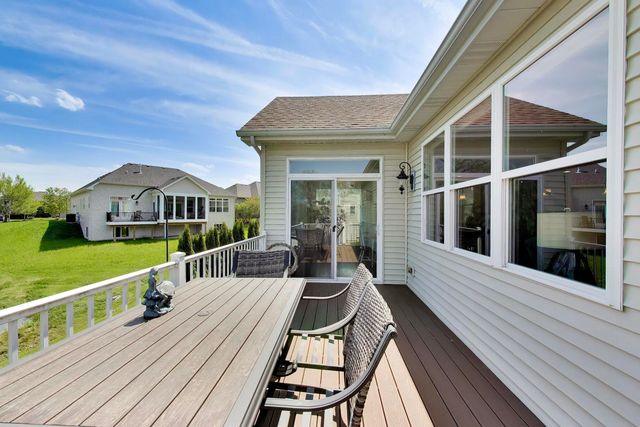 1126 Oak Point Court, Antioch, IL 60002