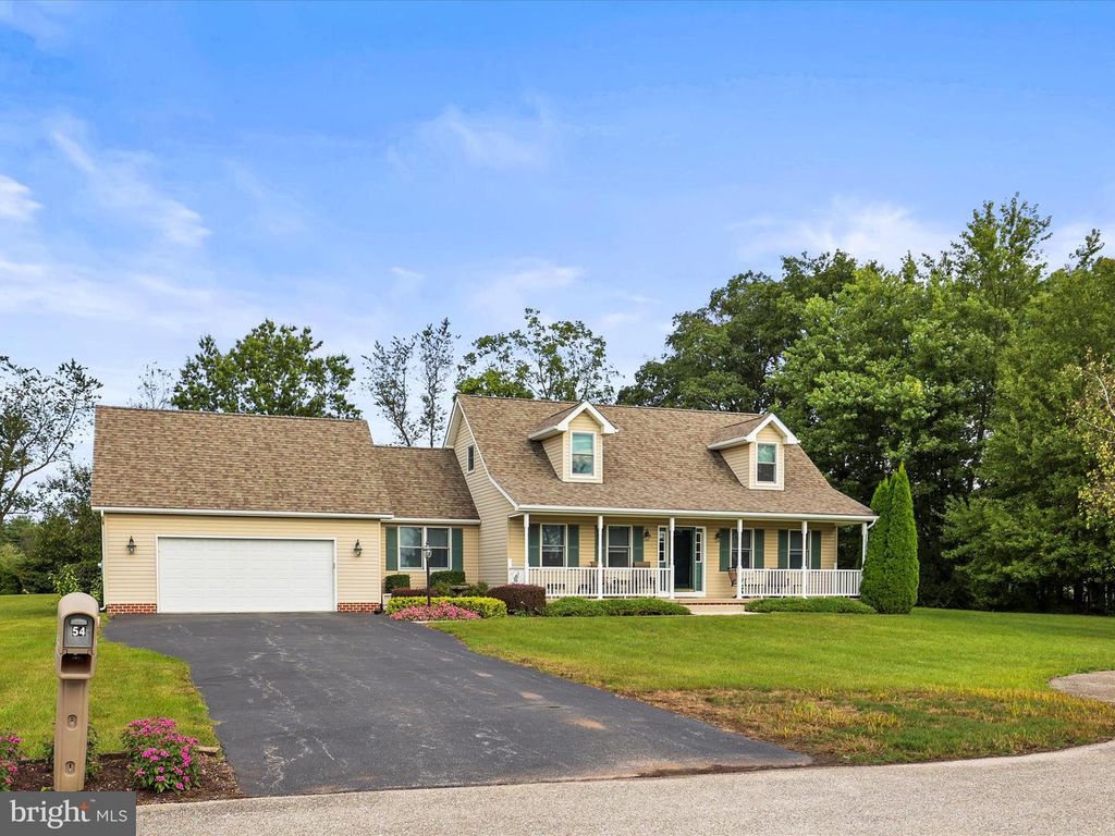 54 FOX MEADOW DR, Abbottstown, PA 17301