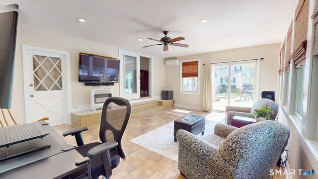 11 Hemlock Drive, Enfield, CT 06082