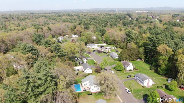 11 Hemlock Drive, Enfield, CT 06082