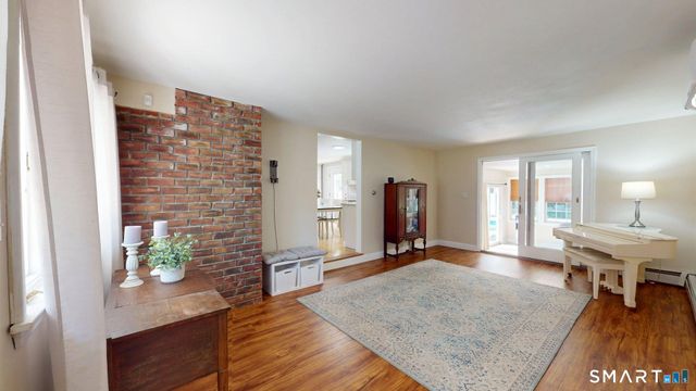 11 Hemlock Drive, Enfield, CT 06082