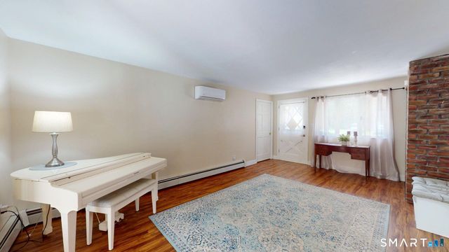 11 Hemlock Drive, Enfield, CT 06082