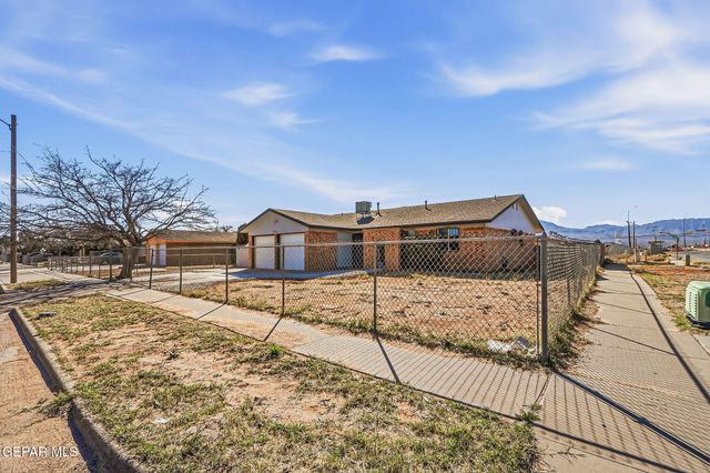 10837 GEMSTONE Street, El Paso, TX 79924