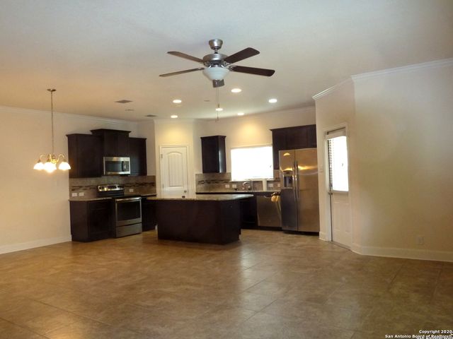 23830 Stately Oaks, San Antonio, TX 78260