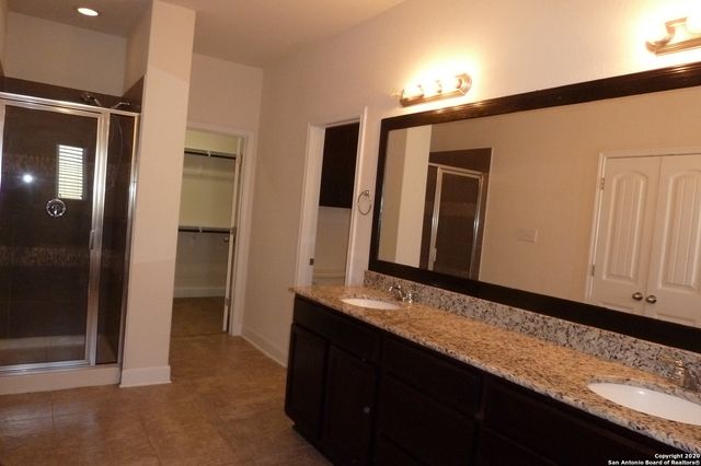 23830 Stately Oaks, San Antonio, TX 78260