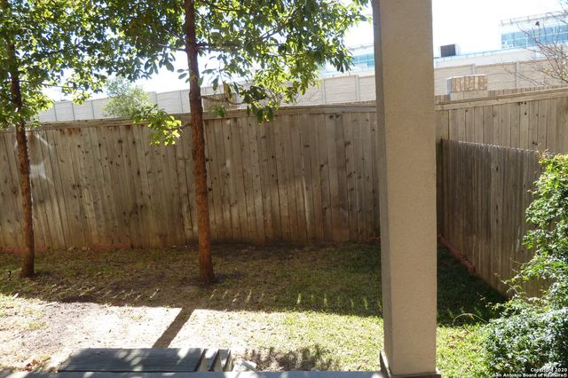 23830 Stately Oaks, San Antonio, TX 78260