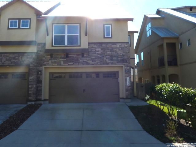 23830 Stately Oaks, San Antonio, TX 78260