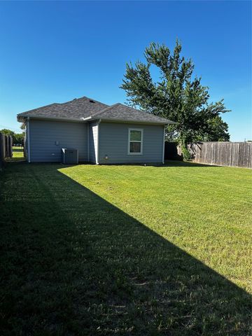 1908 Elizabeth Street, Sherman, TX 75090