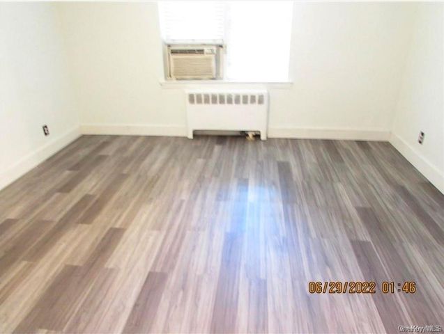 1531 Central Park Avenue 1 C, Yonkers, NY 10710