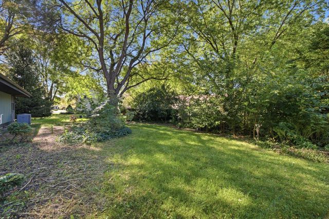 9115 N Deer COURT, Brown Deer, WI 53223