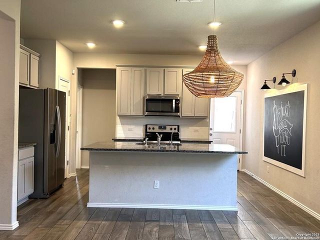 7879 abbey, San Antonio, TX 78218