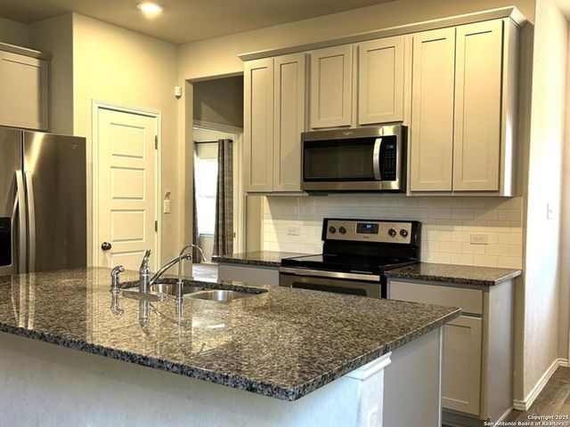 7879 abbey, San Antonio, TX 78218