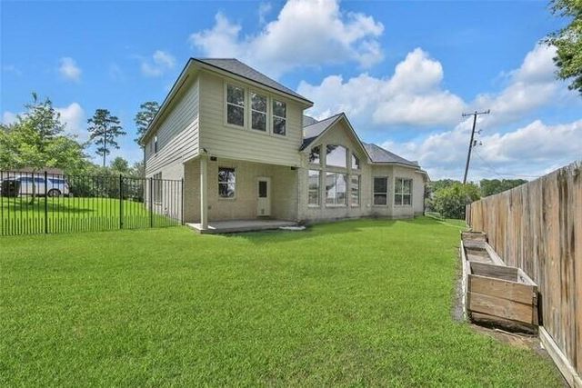 16804 Falcon Sound Drive, Montgomery, TX 77356