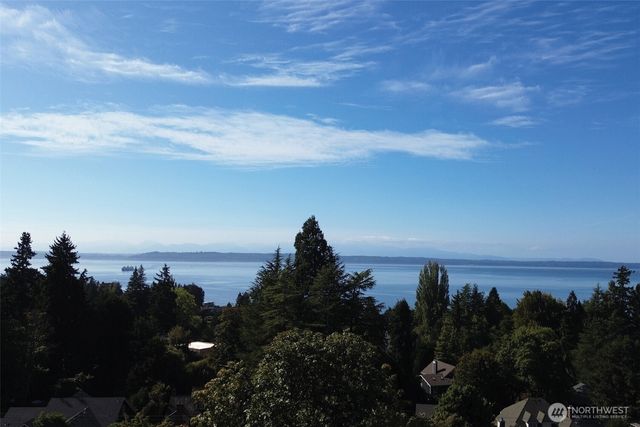 192 XX Olympic View Drive, Edmonds, WA 98020