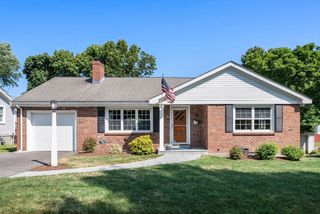 78 Lafayette, Waltham, MA 02453