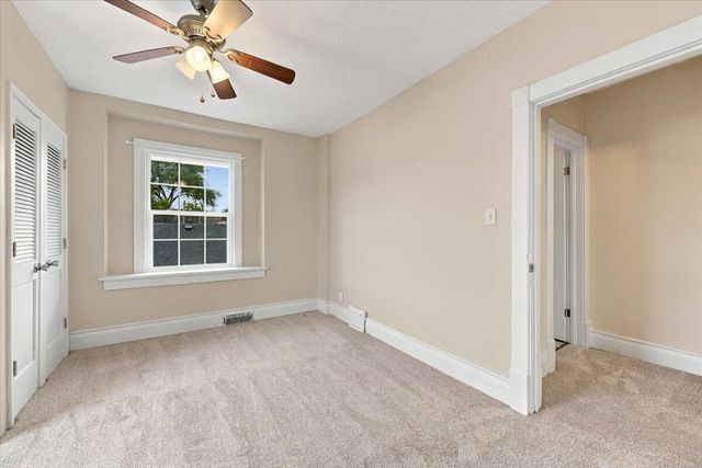515 E PIERCE Street, Council Bluffs, IA 51503