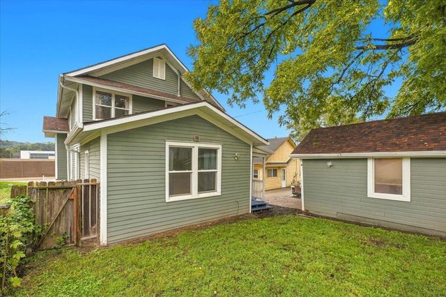 515 E PIERCE Street, Council Bluffs, IA 51503
