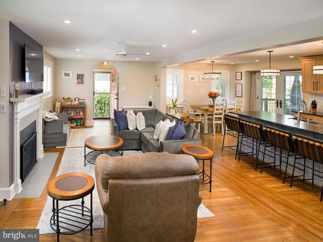 11 SHIRLEY RD, Narberth, PA 19072