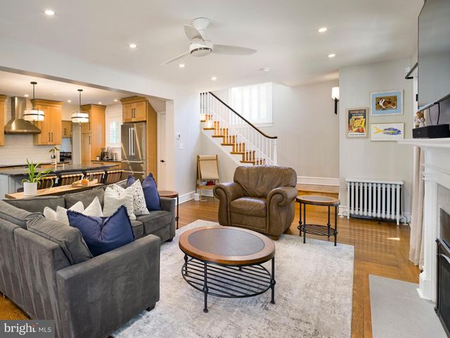 11 SHIRLEY RD, Narberth, PA 19072