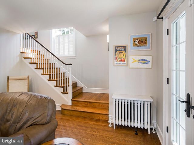 11 SHIRLEY RD, Narberth, PA 19072