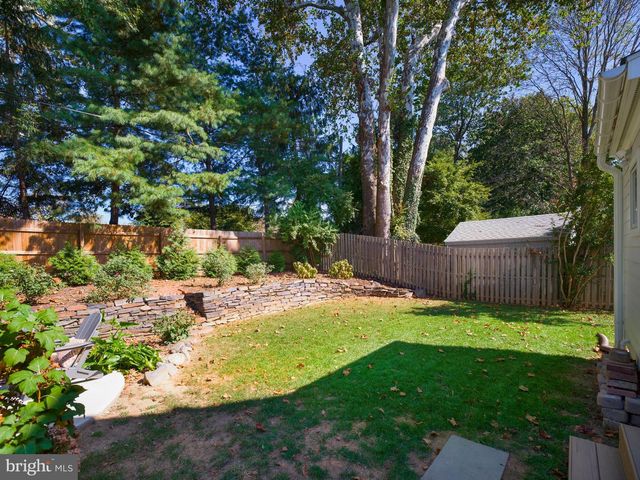 11 SHIRLEY RD, Narberth, PA 19072