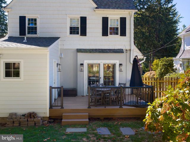 11 SHIRLEY RD, Narberth, PA 19072