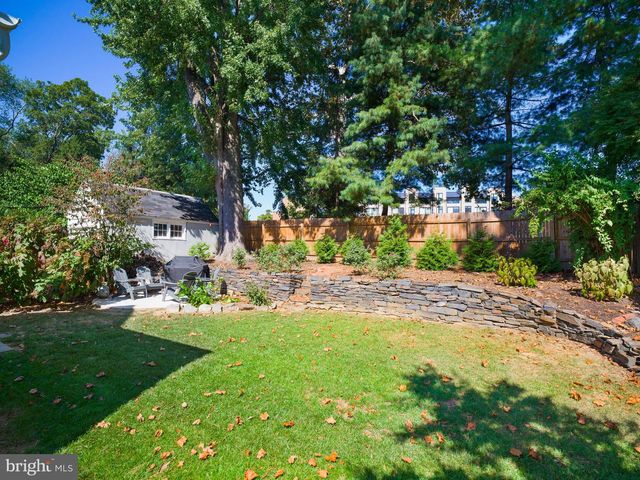 11 SHIRLEY RD, Narberth, PA 19072