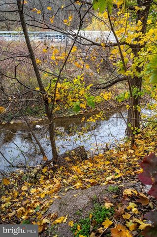 7388 BERNVILLE RD, Bernville, PA 19506