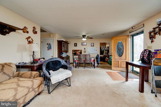 7388 BERNVILLE RD, Bernville, PA 19506