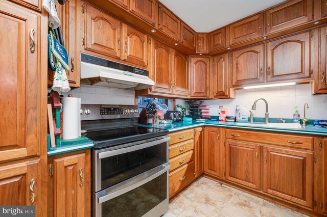 7388 BERNVILLE RD, Bernville, PA 19506